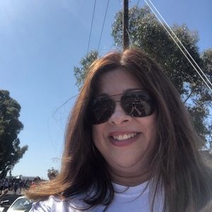 Meet your Posher, Debra